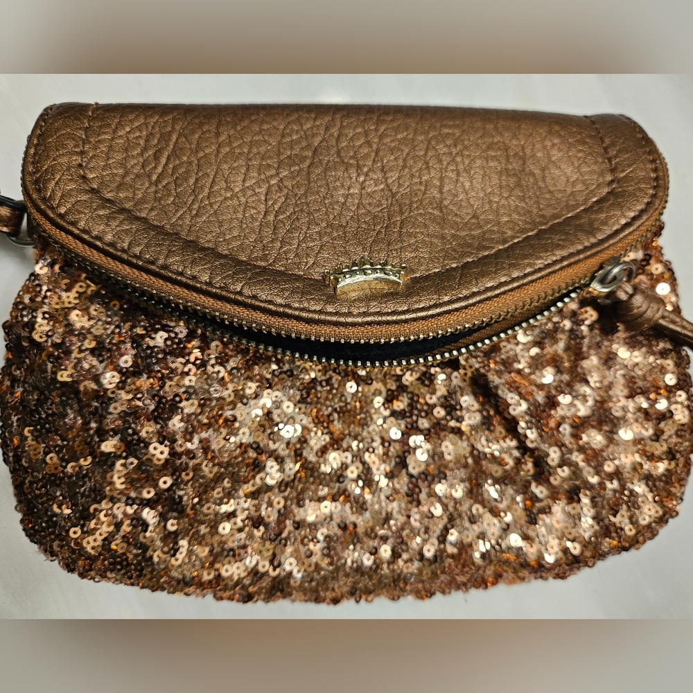 Juicy Couture Champagne/Bronze Sequin Clutch/Wristlet NWOT